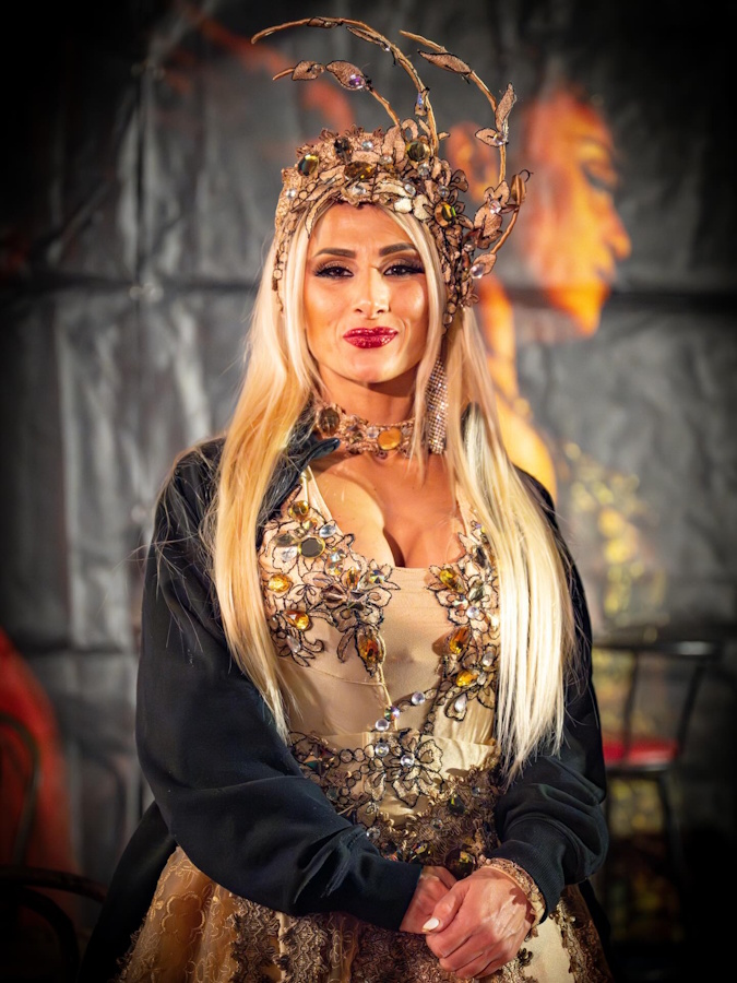 Circo en Igualada. Caroline Niemen trapecista del Raluy