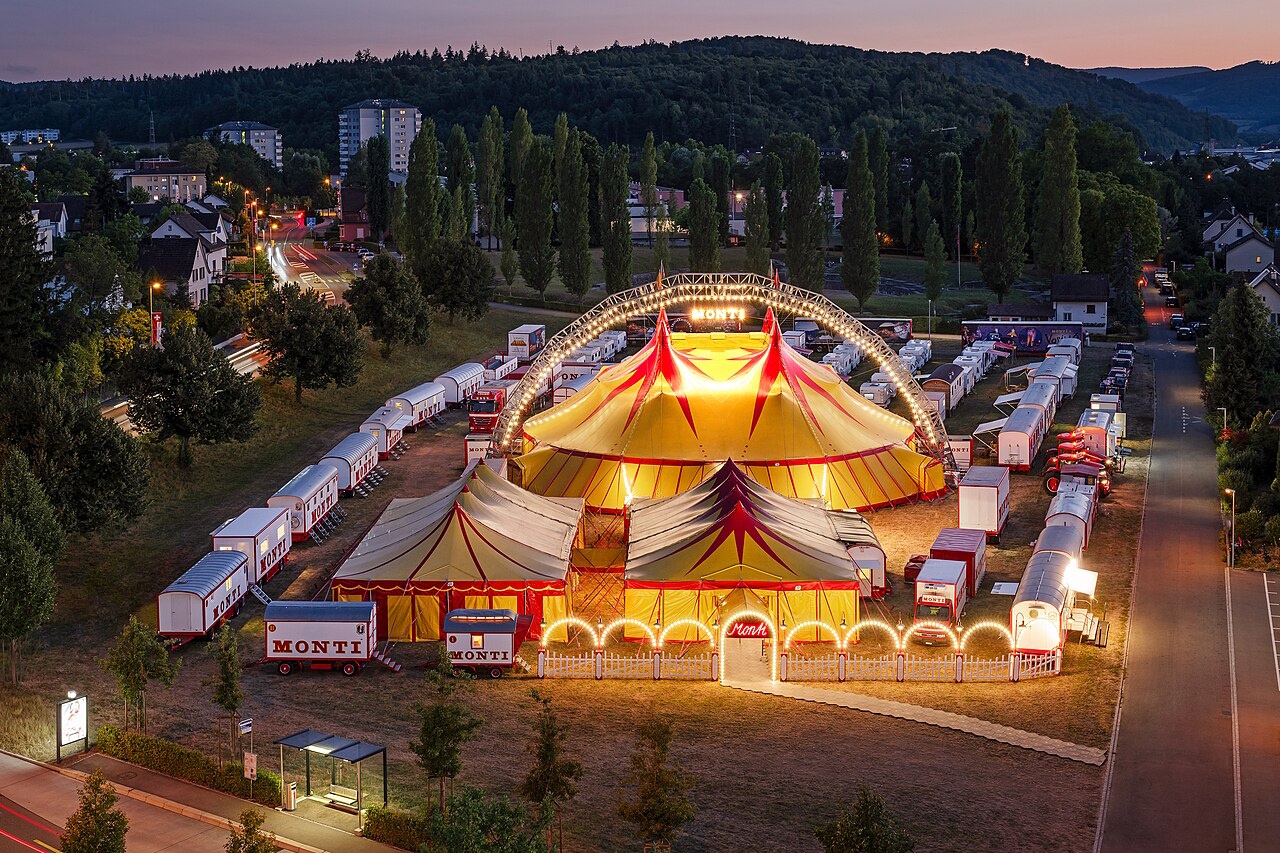 Circus Monti de Suiza