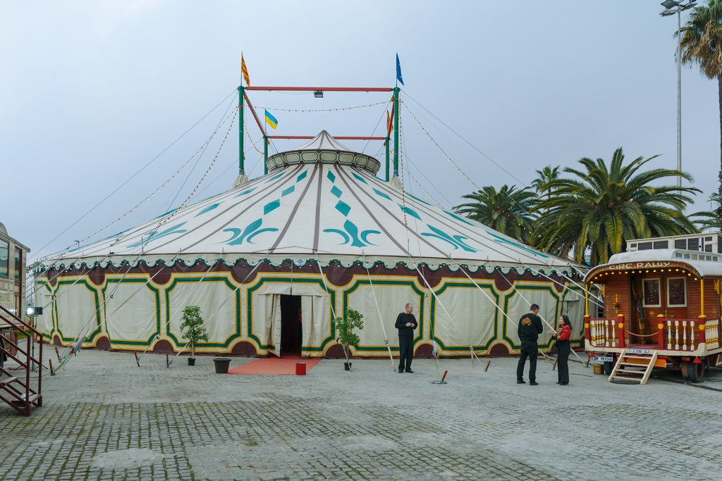 El Circo Raluy en la Isla Reunión​.