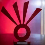 Los Premios Zirkolika regresan en 2025 con una gala de circo en el Raluy en Barcelona. Imagen del Premio Zirkolica.