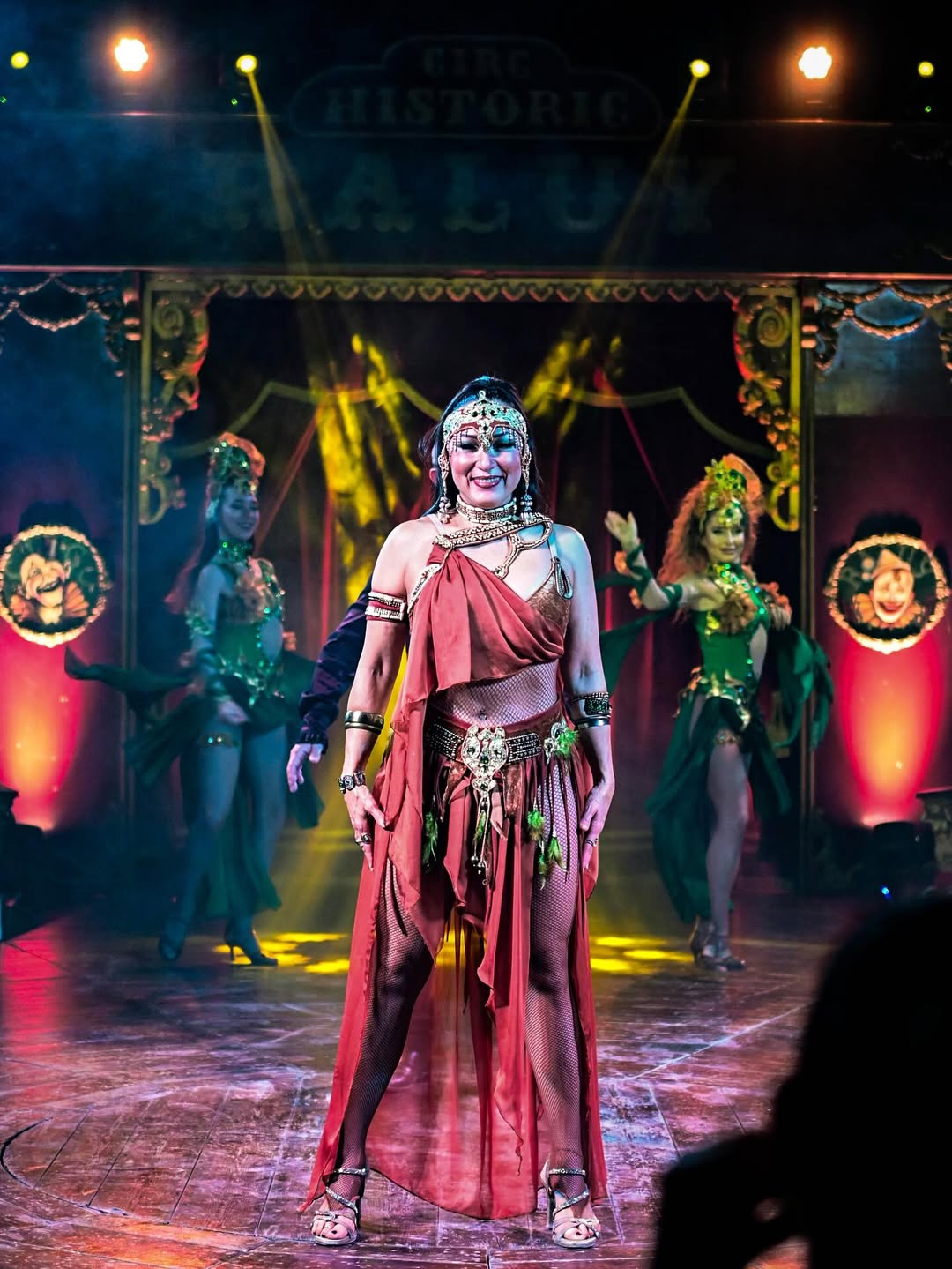 Puente de la Constitución. Espectáculo Terra. Rosa Raluy en la pista