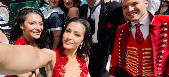 Los artistas del Circo Raluy en la Feria Modernista de Terrassa.